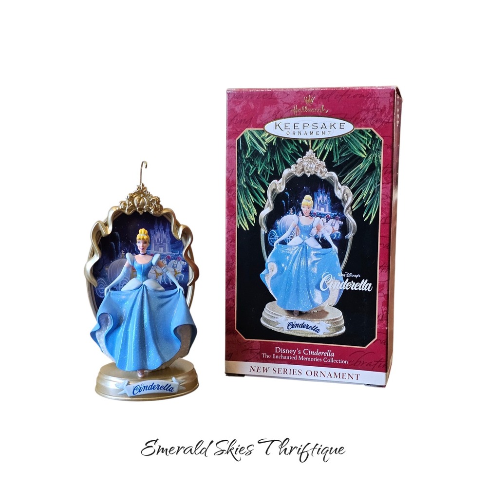 Hallmark keepsake ornament, Cinderella. Free shipping